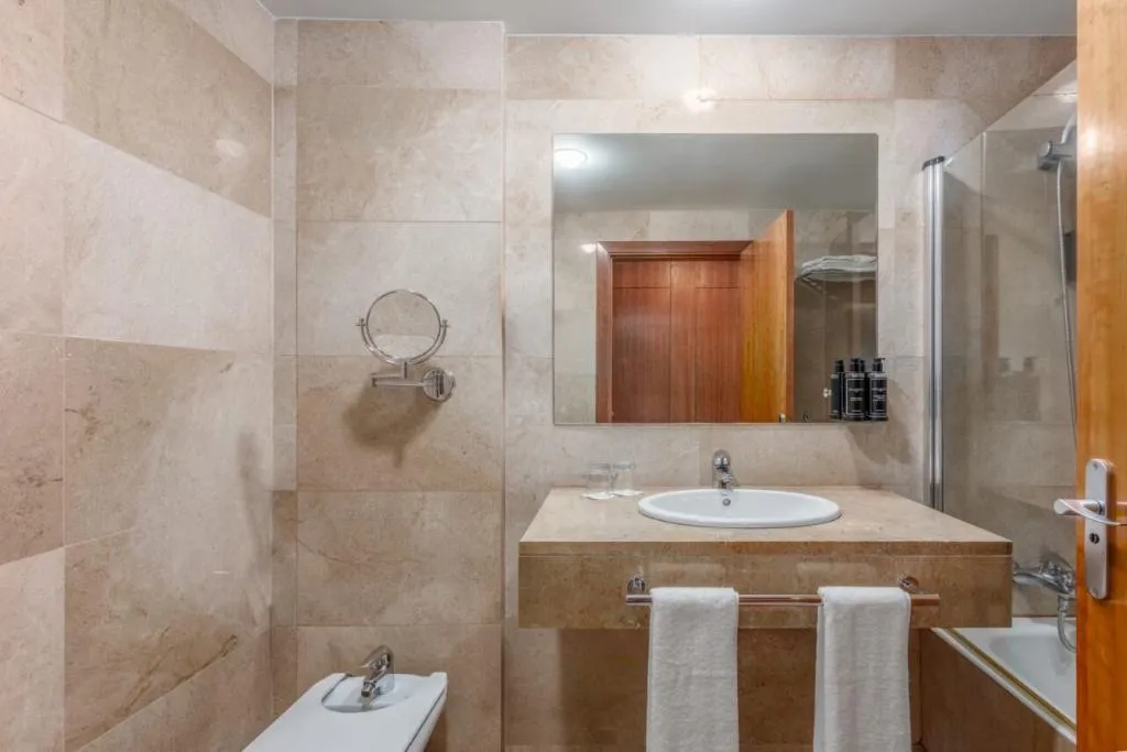 DOUBLE SINGLE USE STANDARD Room, Eurostars Toledo, Madrid