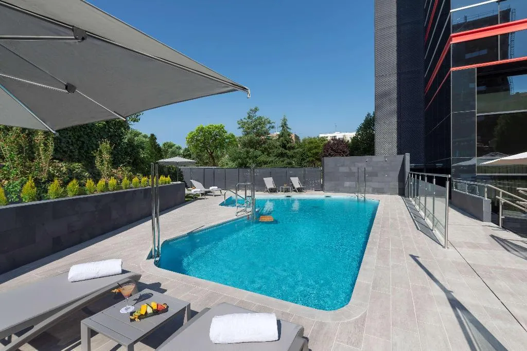 Pool, NH Madrid Ribera del Manzanares, Madrid