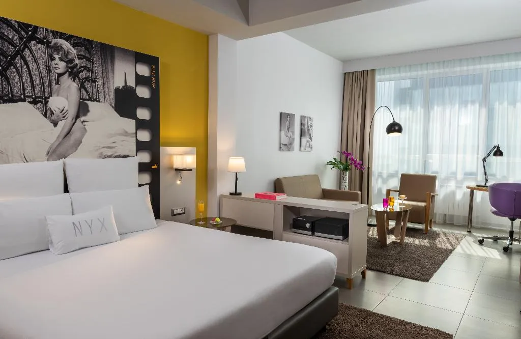 SUITE CAPACITY 3 Room, NYX Hotel Milan by Leonardo Hotels, Milan