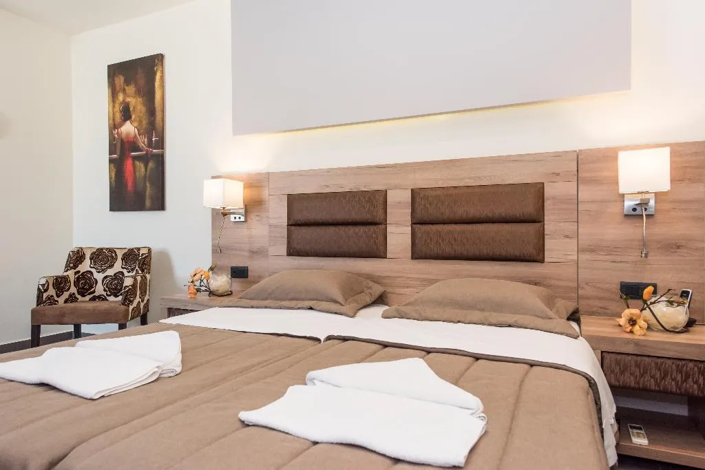 Room, Dionisos Hotel, Crete
