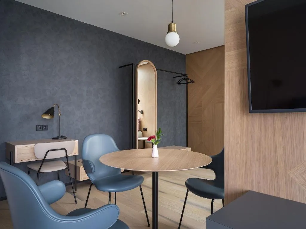 Room, Hotel Lotus, Reykjavik