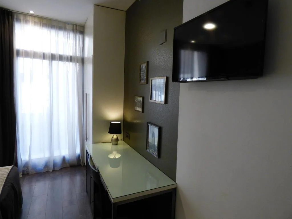 Room, Moderno, Barcelona
