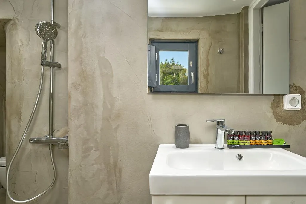 VILLA SUPERIOR Room, Topos Exclusive, Santorini