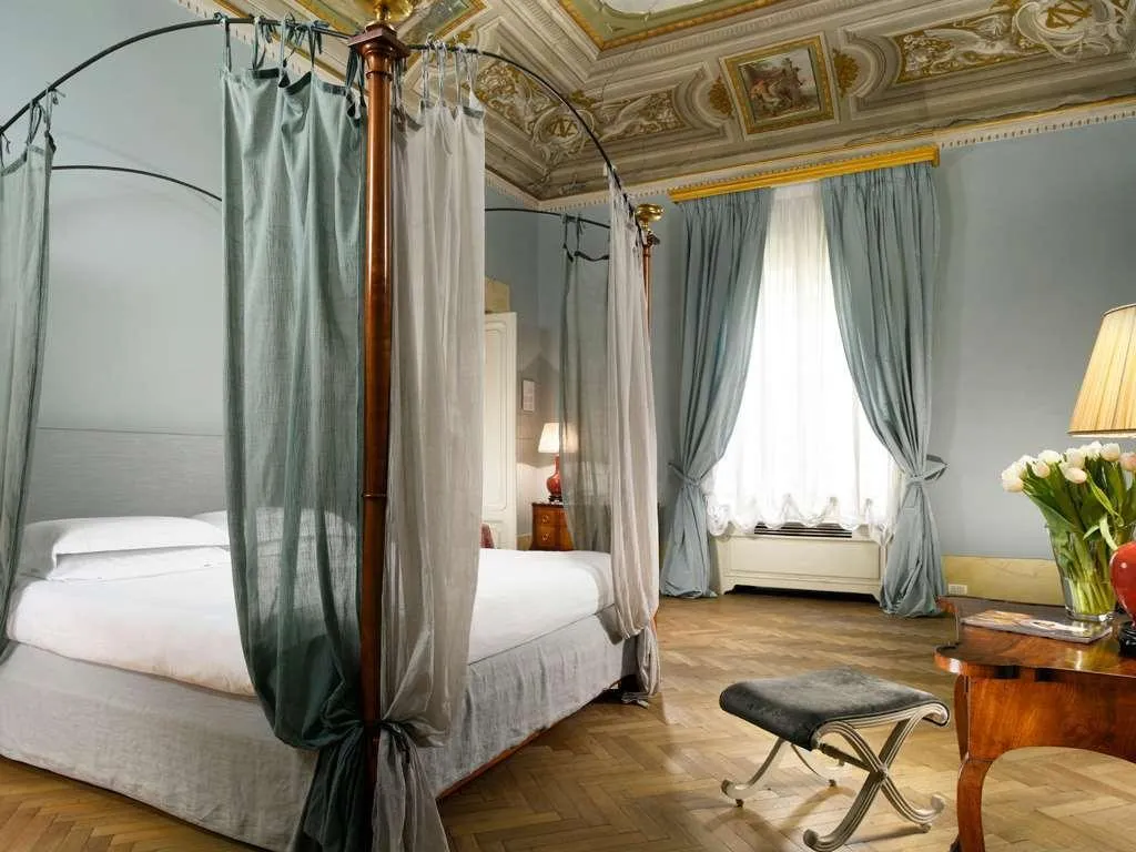 Room, Palazzo Di Camugliano, Florence