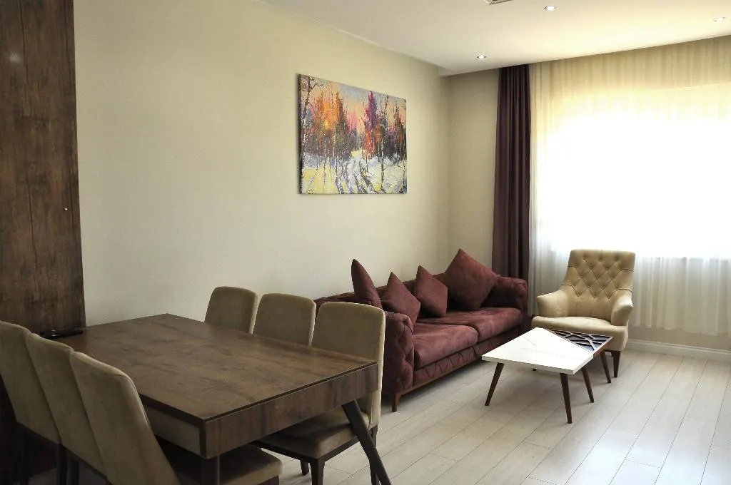 Room, Happy Family Apart, Antalya