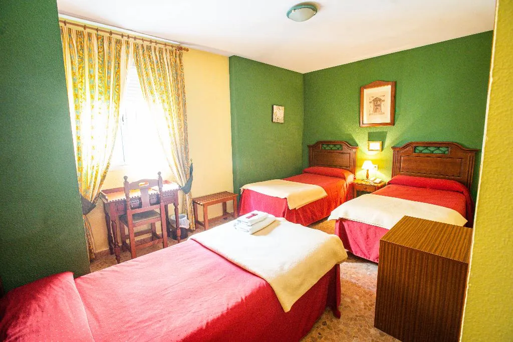 TRIPLE STANDARD Room, Arunda I I, Costa Del Sol