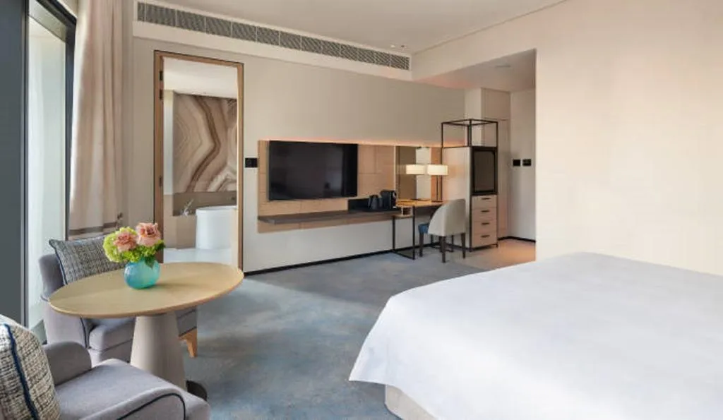 DOUBLE CLUB SEA VIEW Room, Address Beach Resort, Dubai