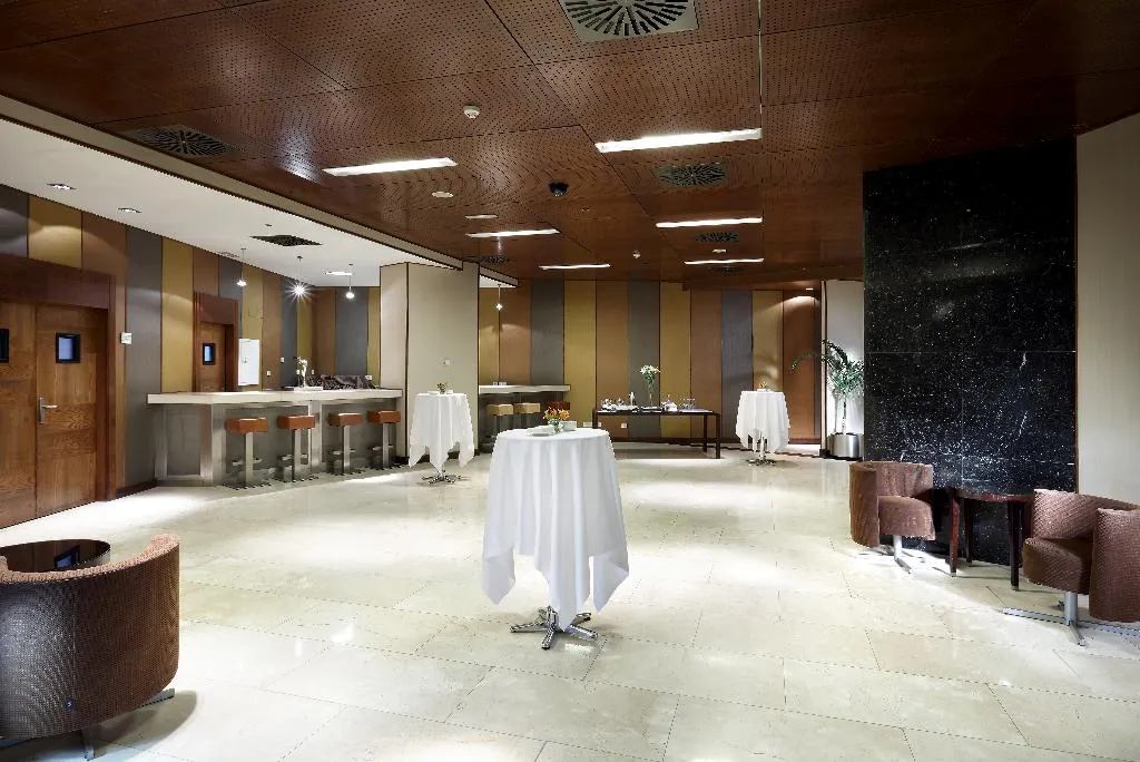 General view, Eurostars Madrid Mirasierra Suites, Madrid