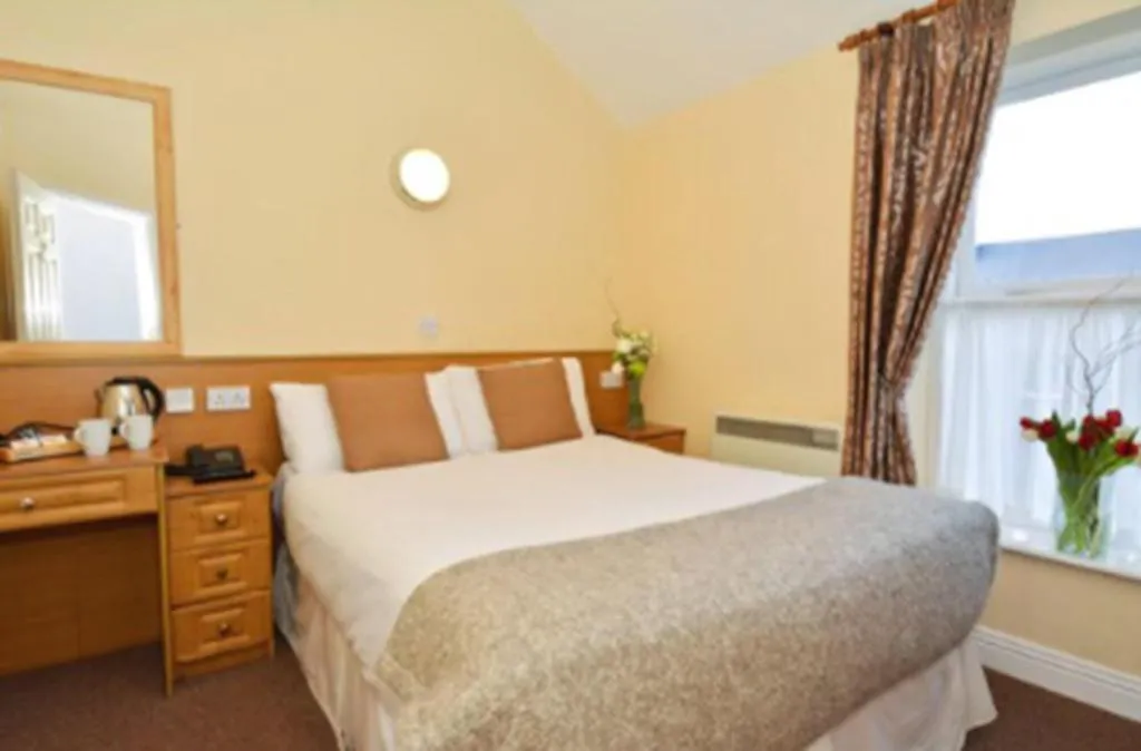 Room, Celtic Lodge Guesthouse Restaurant Bar, Dublin
