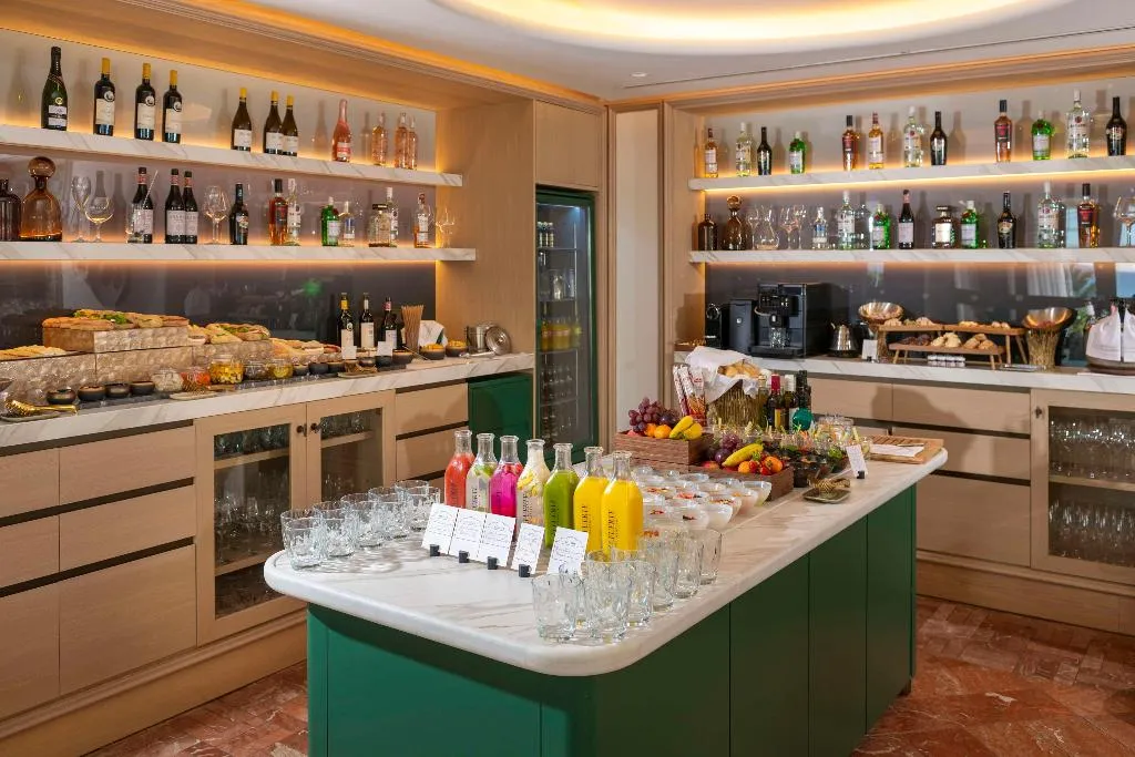 Bar, Fuerte Marbella, Costa Del Sol
