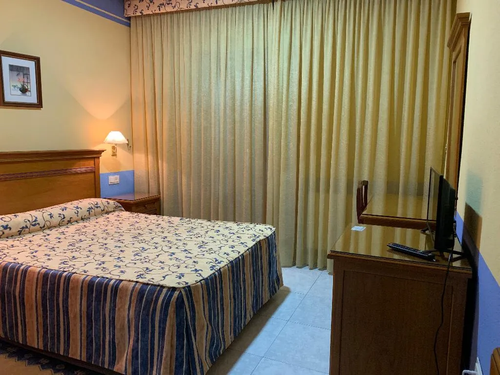 SINGLE STANDARD Room, La Sierra, Andalucia