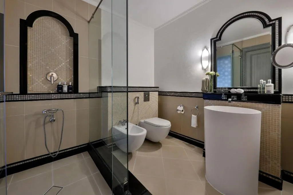 Room, Habtoor Grand Resort, Autograph Collection, Dubai