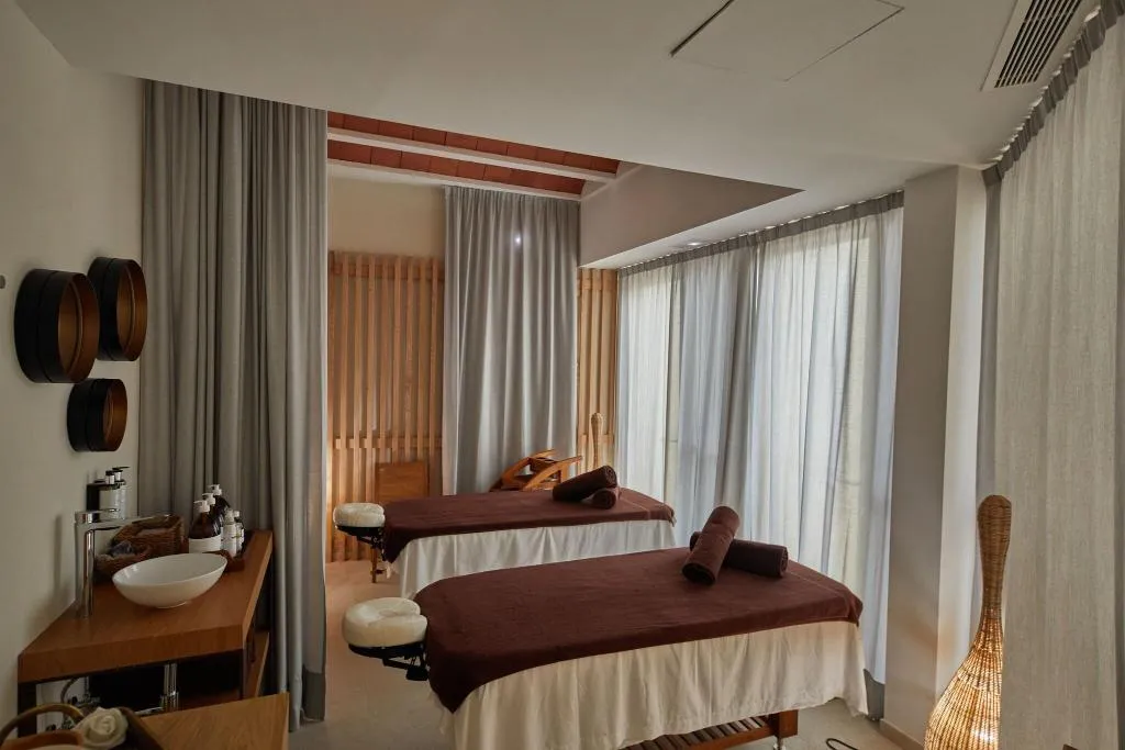 Sports and Entertainment, Cala San Miguel Ibiza Res, Curio Colllec by Hilton, Ibiza