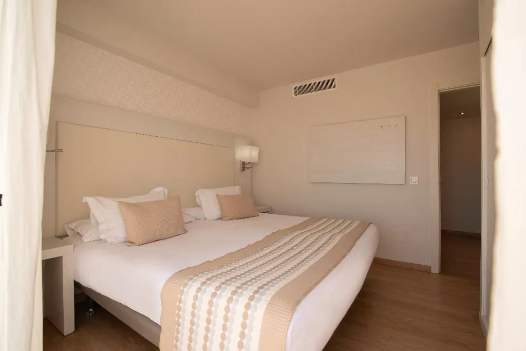 SUITE CAPACITY 4 Room, Aequora Lanzarote, Lanzarote