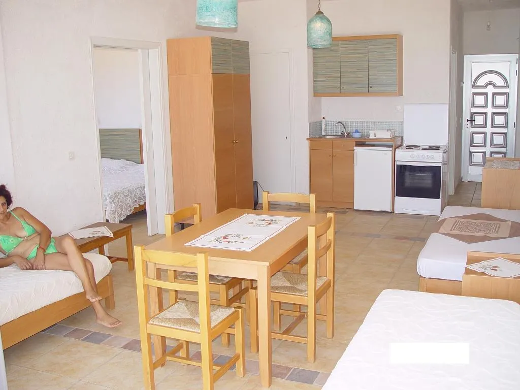 VILLA CAPACITY 6 Room, Romantica Beach Villas, Crete