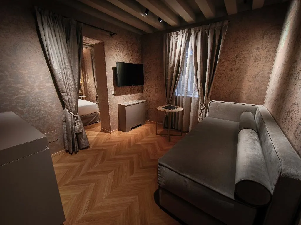 SUITE ANNEX Room, Antiche Figure, Venice