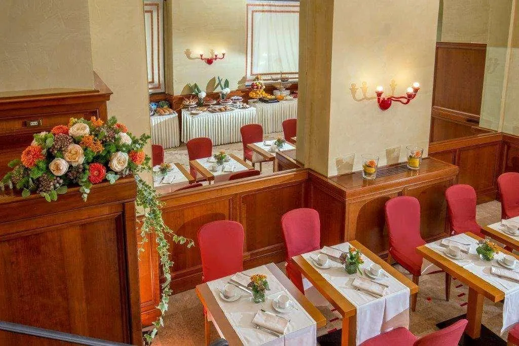 Restaurant, UNA HOTELS Empire Roma, Rome