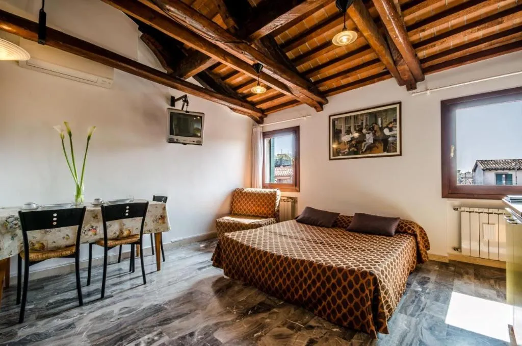 APARTMENT CAPACITY 4 Room, Venice Apartments, Venice