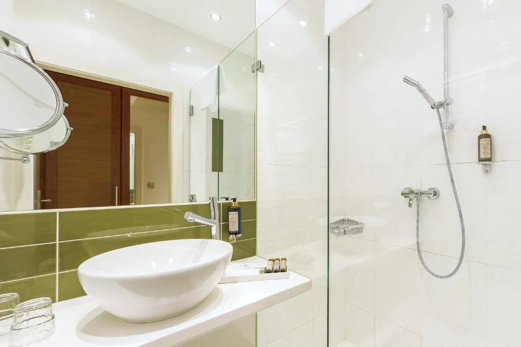 DOUBLE STANDARD Room, Hotel Wandl, Vienna