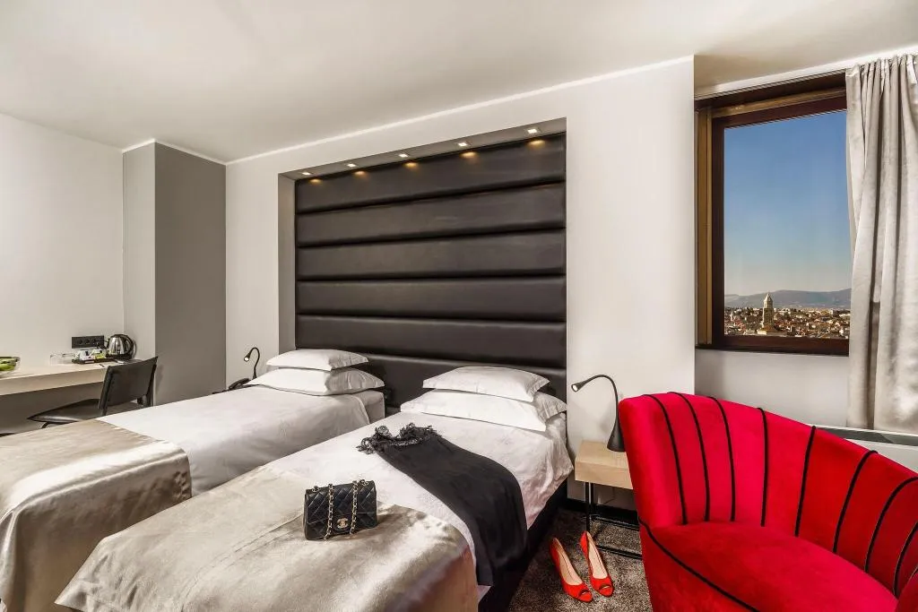 TWIN DELUXE Room, The View Luxury Rooms, Split
