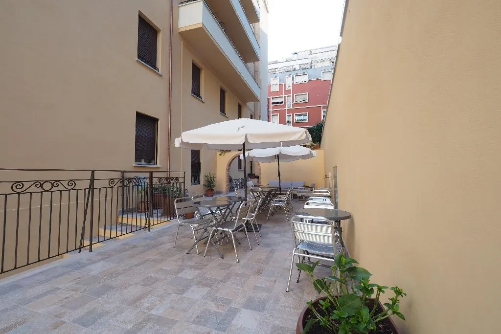 Terrace, Osimar, Rome