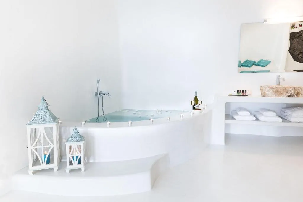 Room, Maregio Suites, Santorini