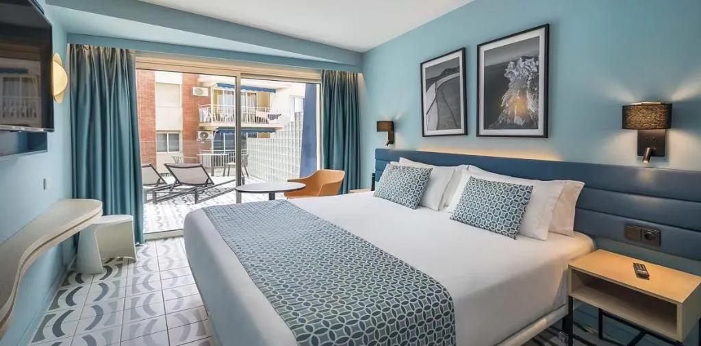 Room DELUXE SIDE SEA VIEW Room, Barcelo Benidorm Beach - Adults Recommended, Costa Blanca