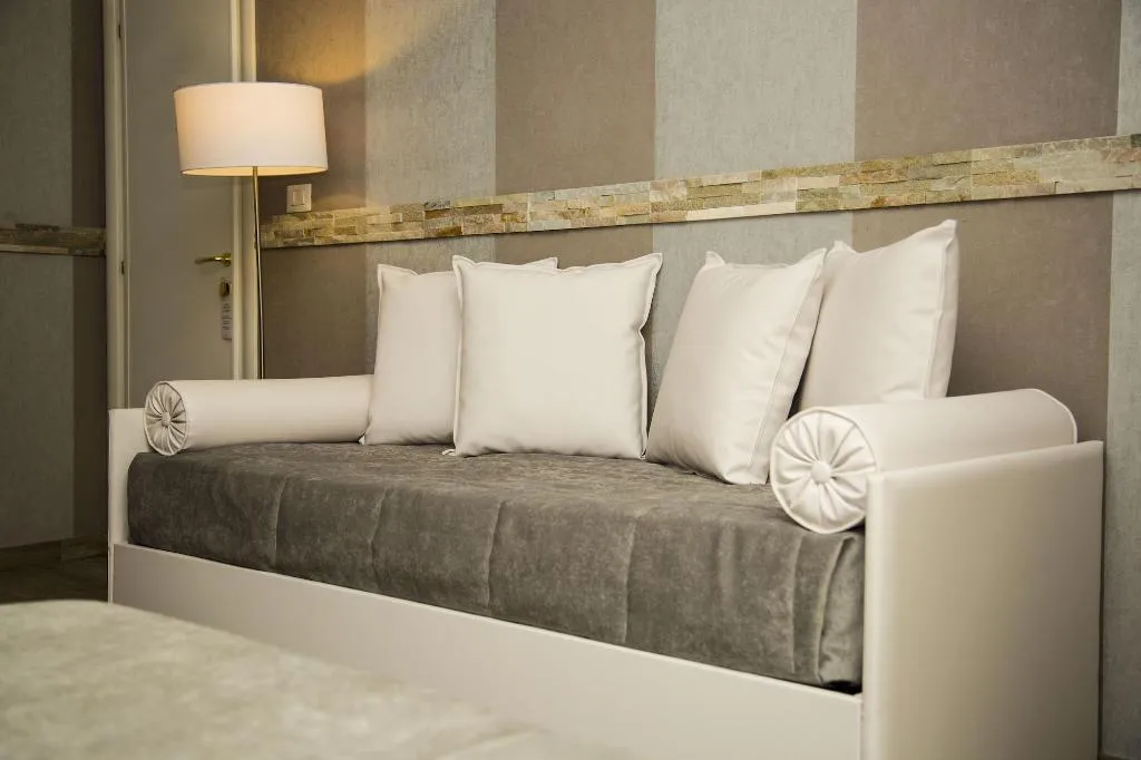 Room, Santamaria Inn, Rome