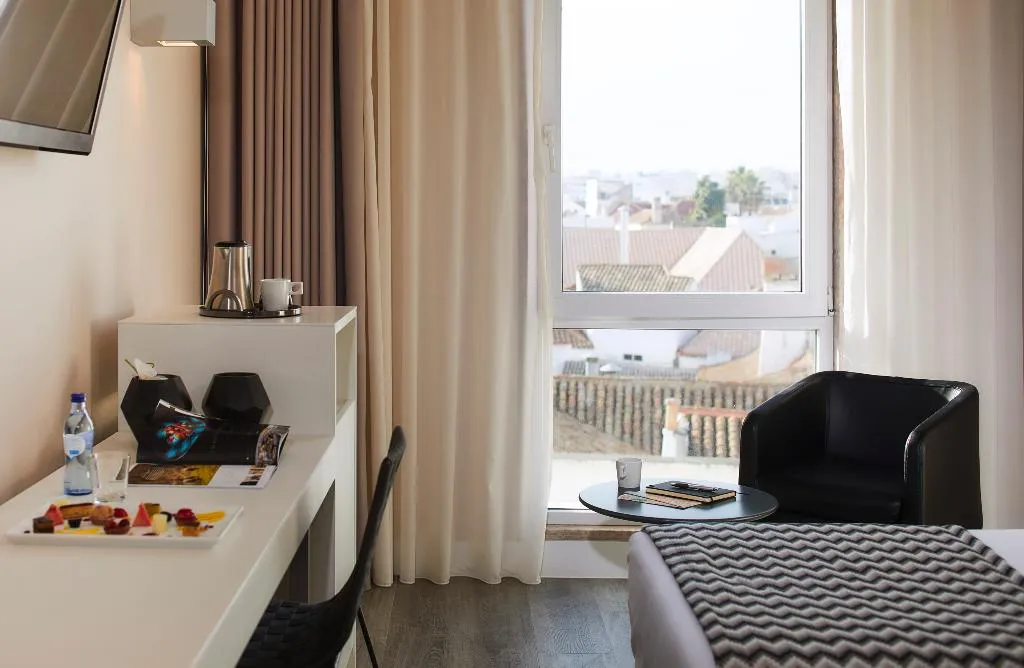 Double or Twin SUPERIOR Room, Occidental Faro, Algarve