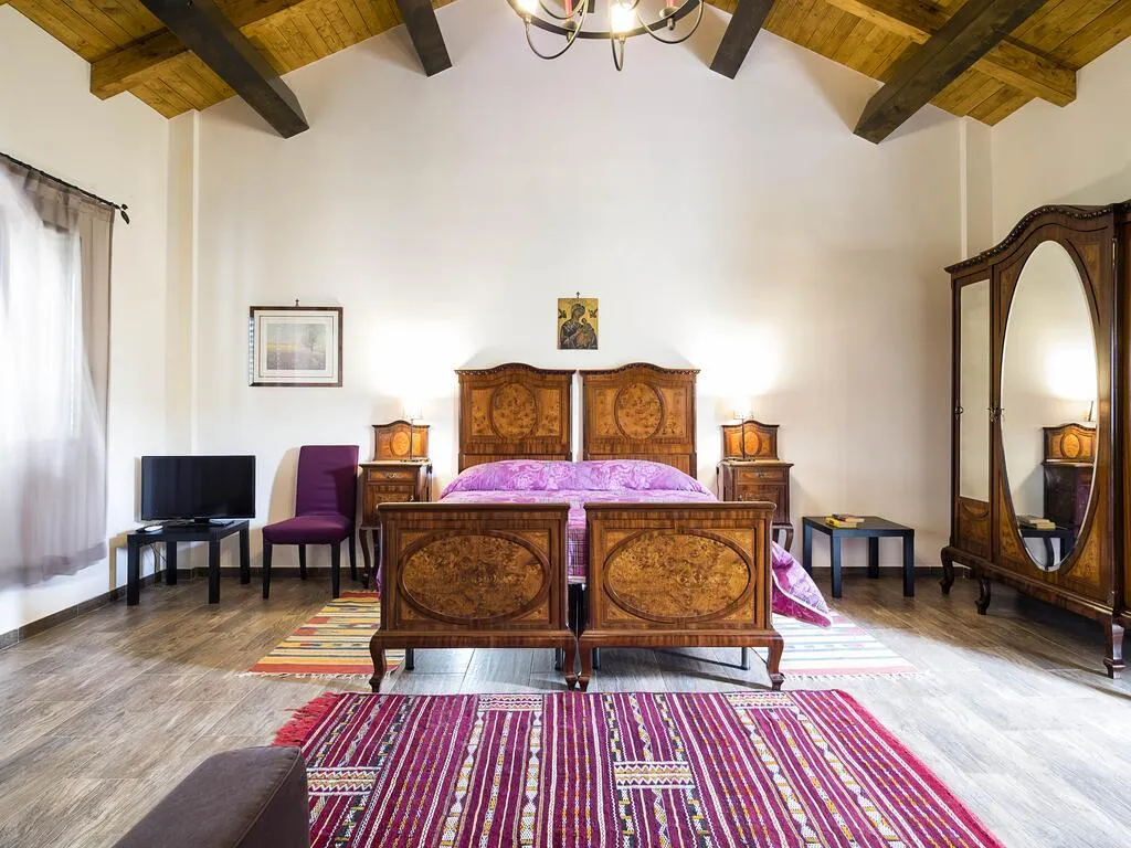 HOUSE TWO BEDROOMS ONE BATHROOM Room, B&B Fontana del Cherubino, Catania