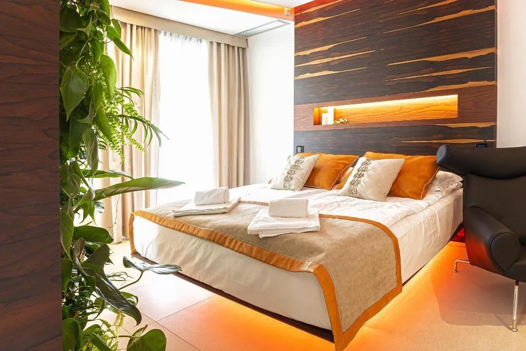 Room, Costarica, Venice