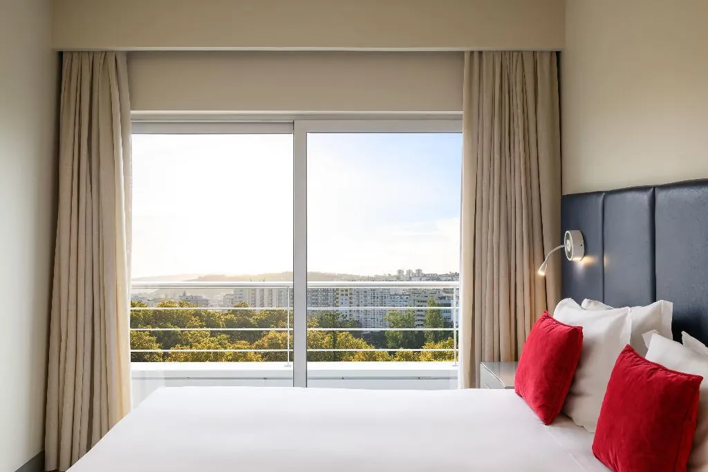DOUBLE DELUXE Room, Melia Setubal, Lisbon