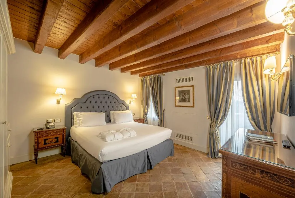 DOUBLE GARDEN VIEW Room, Hotel Villa Barbarich, Venice