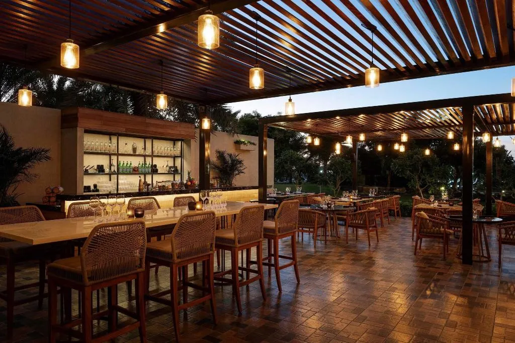 Restaurant, Westin Mina Seyahi Beach Resort & Marina, Dubai