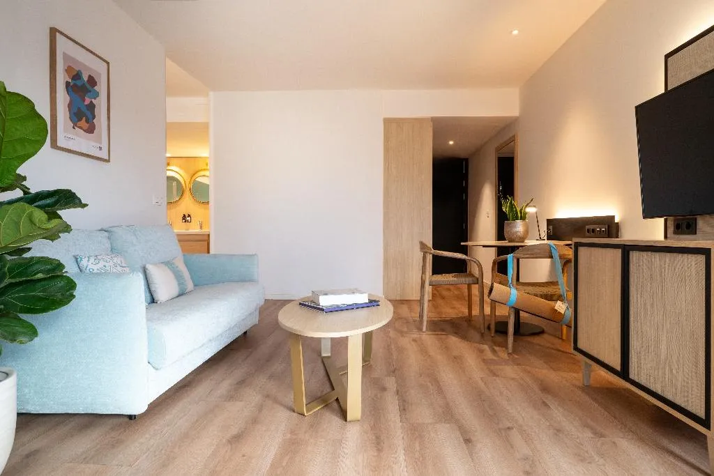 JUNIOR SUITE WITH VIEWS Room, Innside Alicante Porta Maris, Costa Blanca