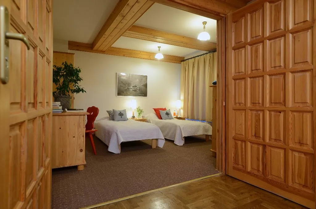 FAMILY ROOM ONE BEDROOM Room, Apartamenty Apartart Zakopane, Krakow
