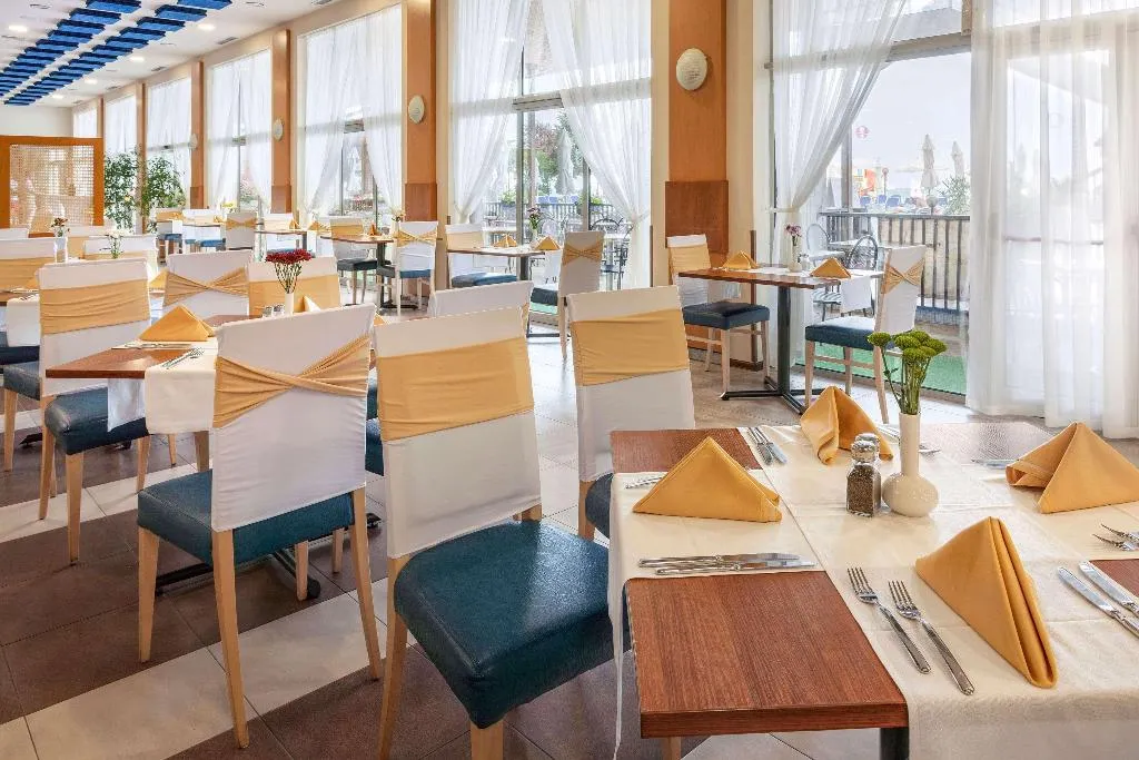 Restaurant, Sol Luna Bay Resort - All Inclusive, Bourgas