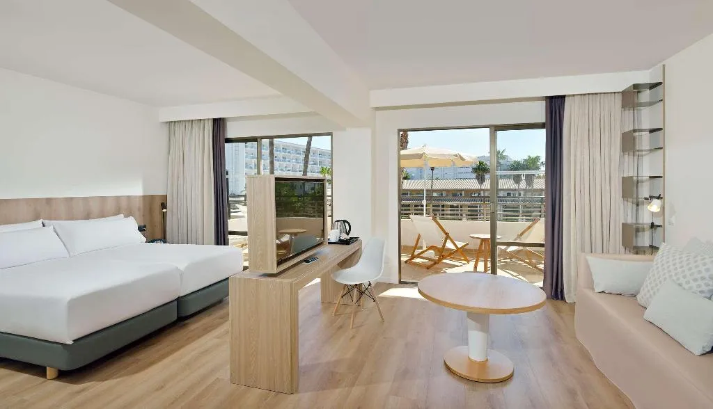 SUITE STANDARD Room, Innside by Melia Alcudia, Majorca