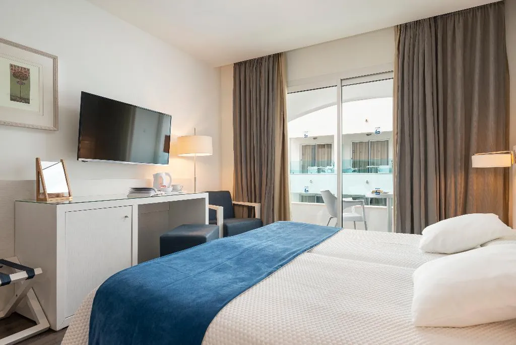DOUBLE SINGLE USE SUPERIOR Room, Hotel Calabona, Majorca