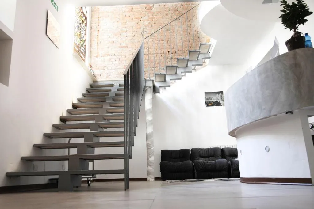Lobby, Poma, Milan