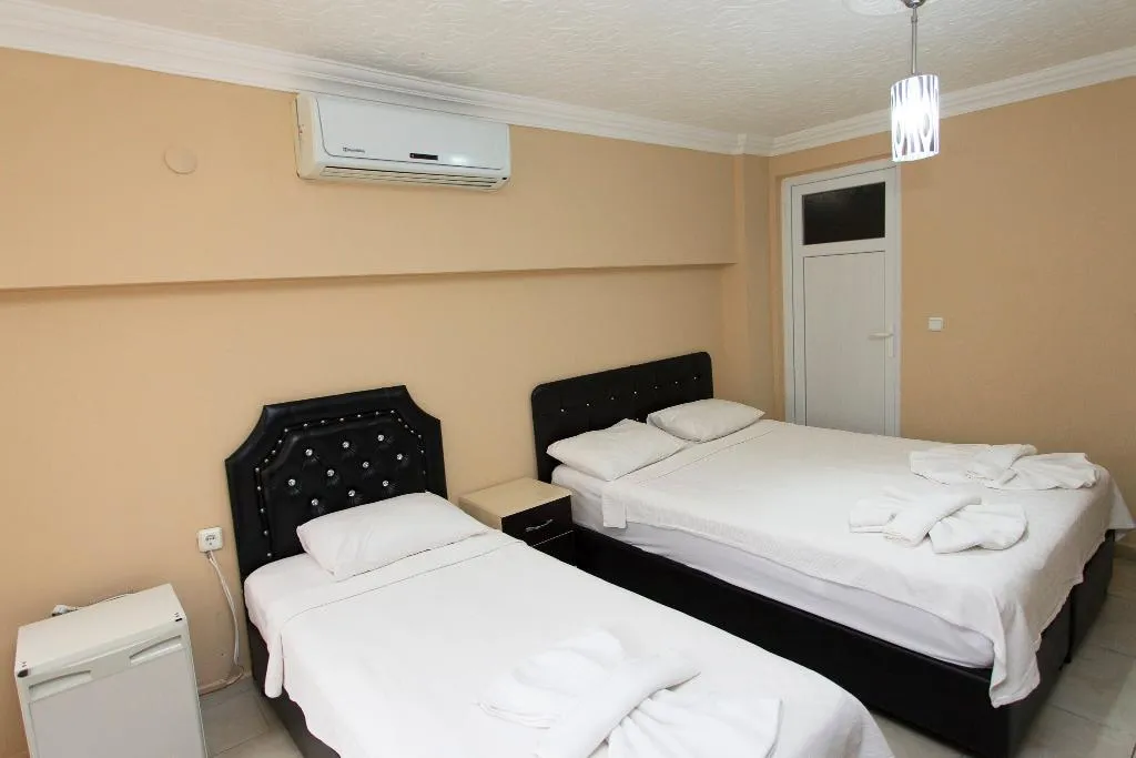 Room, Green Peace, Dalaman