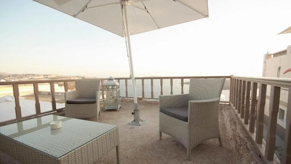 Room, Lava Suites & Lounge, Santorini