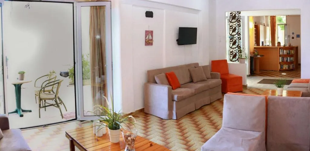 Lobby, Zorbas, Crete