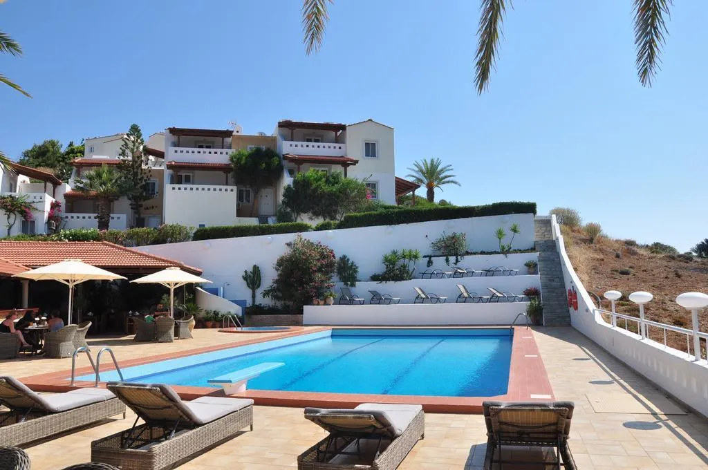 Pool, Castri Village, Crete