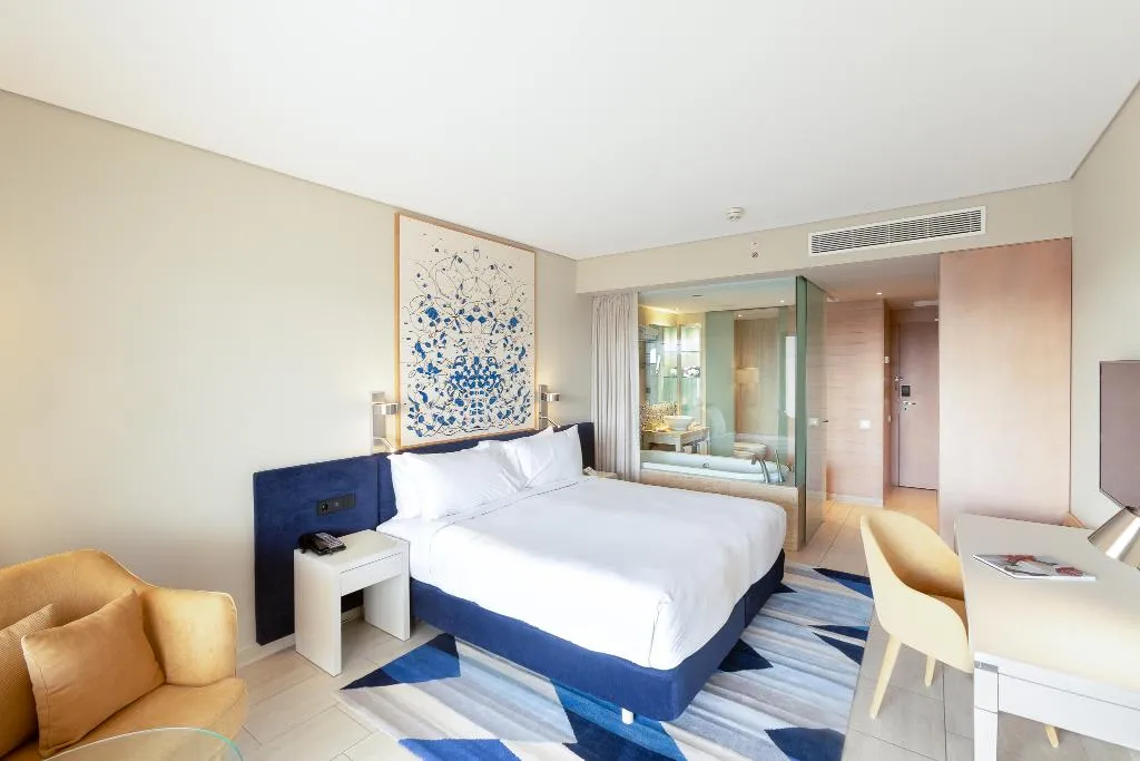 SINGLE DELUXE Room, Hilton Vilamoura As Cascatas Golf Resort & Spa, Algarve