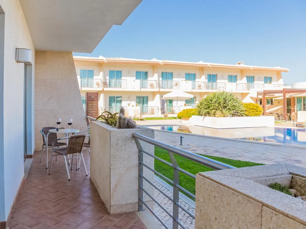 Terrace, Pontalaia, Algarve