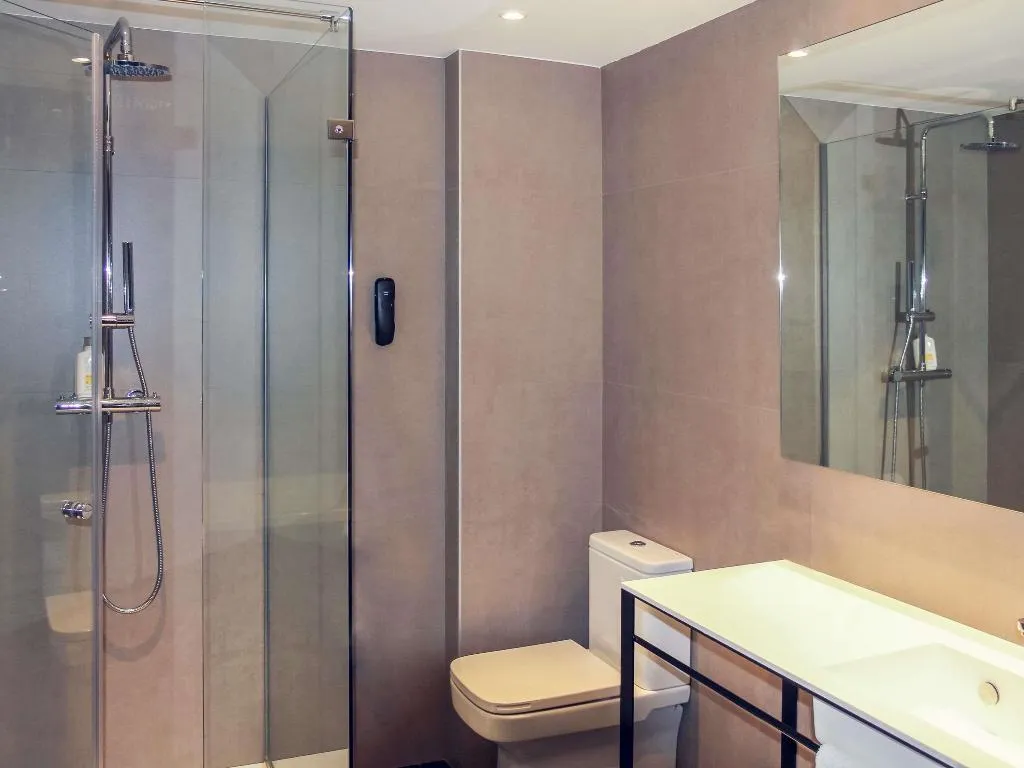 SINGLE STANDARD Room, Mercure Madrid Centro, Madrid