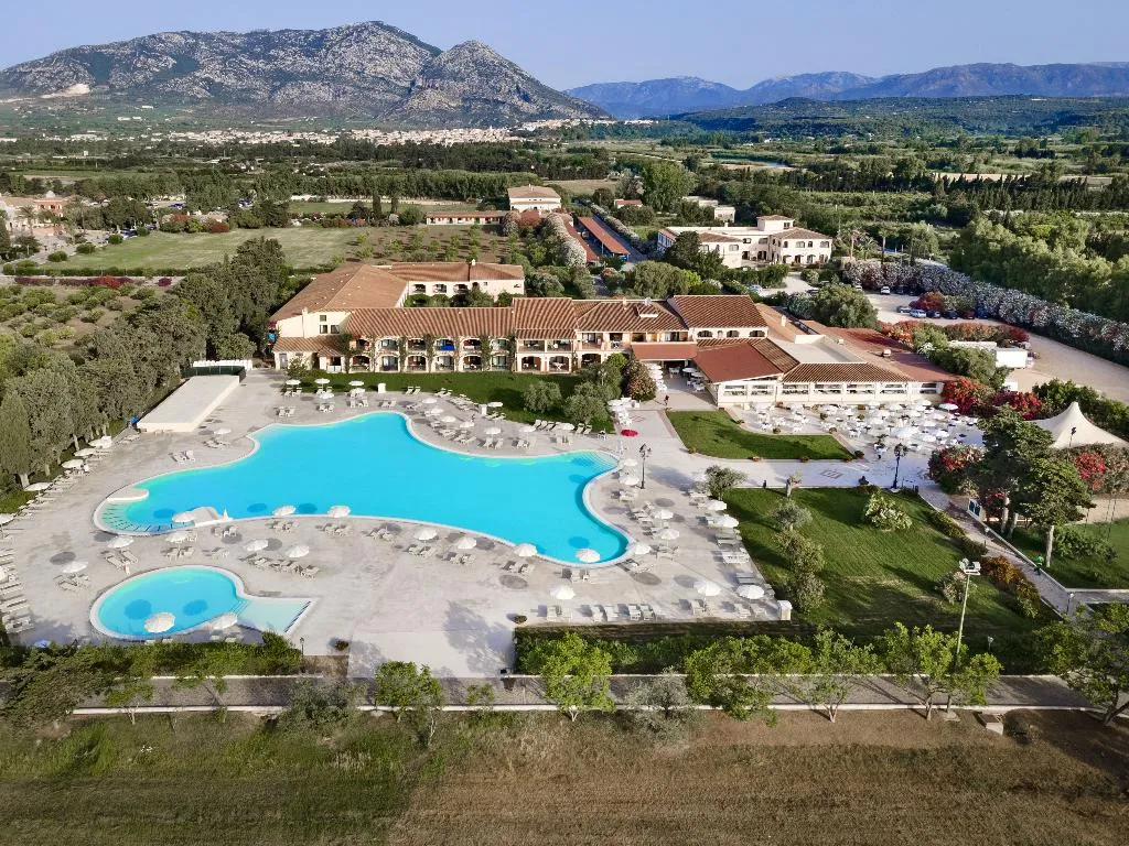 Pool, Sentido Orosei Beach, Olbia