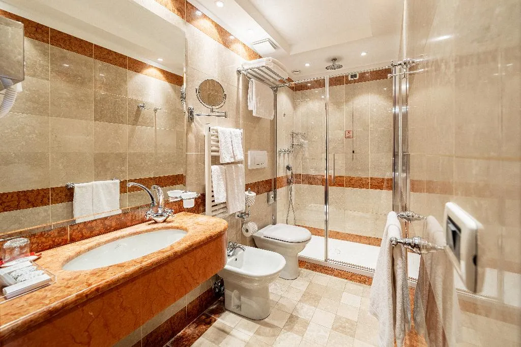 TRIPLE DELUXE Room, Colombina, Venice