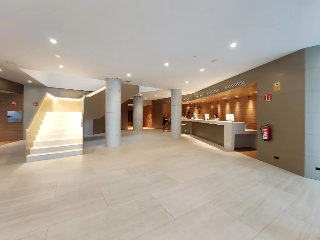 Lobby, Macia Sevilla Kubb, Seville